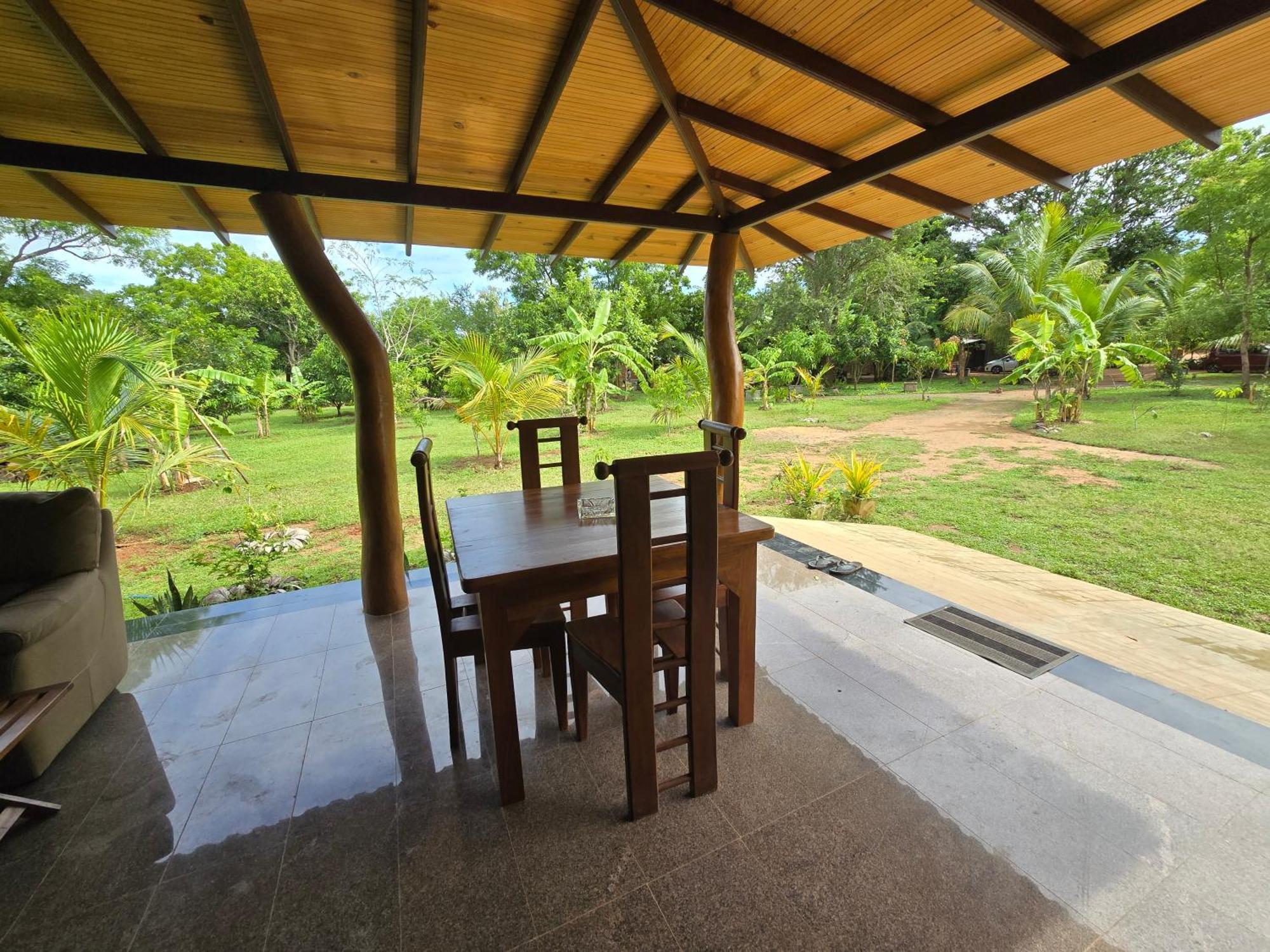 Ceylon Resort Wilpattu Exterior foto